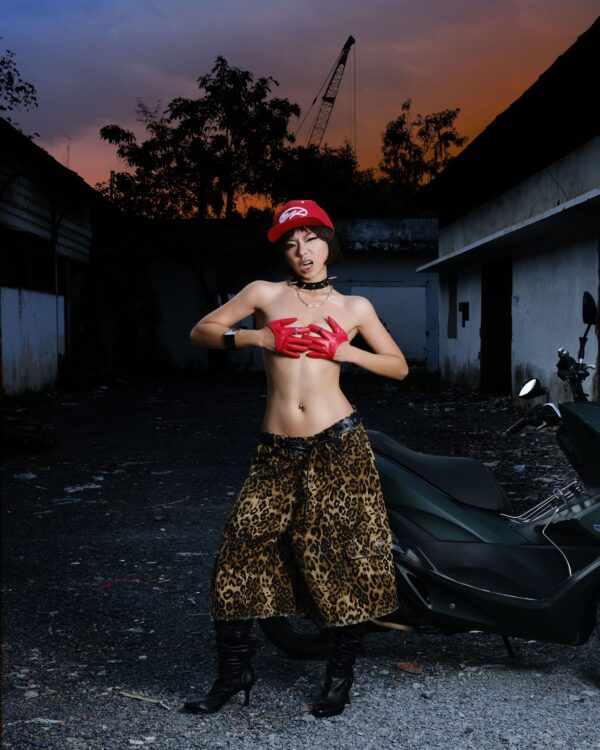 11111_7ffcc80f-2bb3-4633-87ec-938f584f40b1 UNKRUSH LEOPARD - RIPPED BAGGY/ GOLDEN