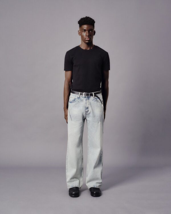 MAVERIK STUDIO｜MAVERIK® LIGHT BLUE LOOSE FIT DENIM PANTS