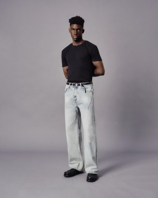 MAVERIK STUDIO｜MAVERIK® LIGHT BLUE LOOSE FIT DENIM PANTS