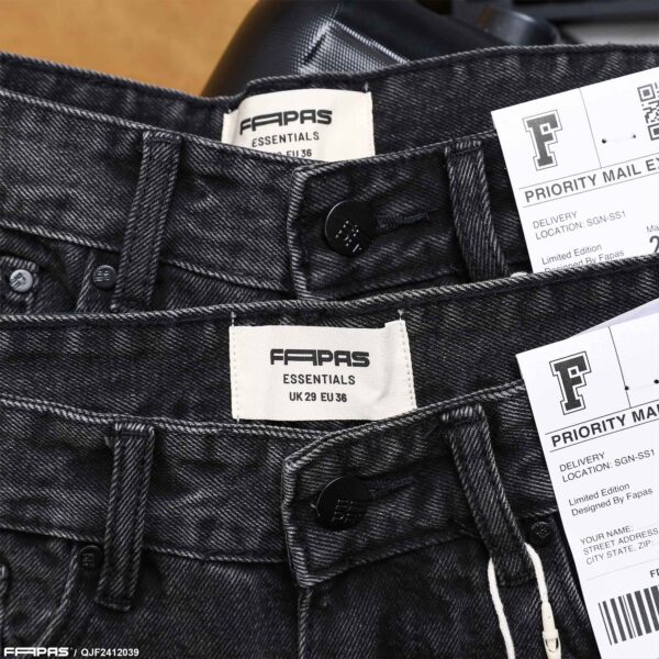 FAPAS｜Jeans Straight Myth