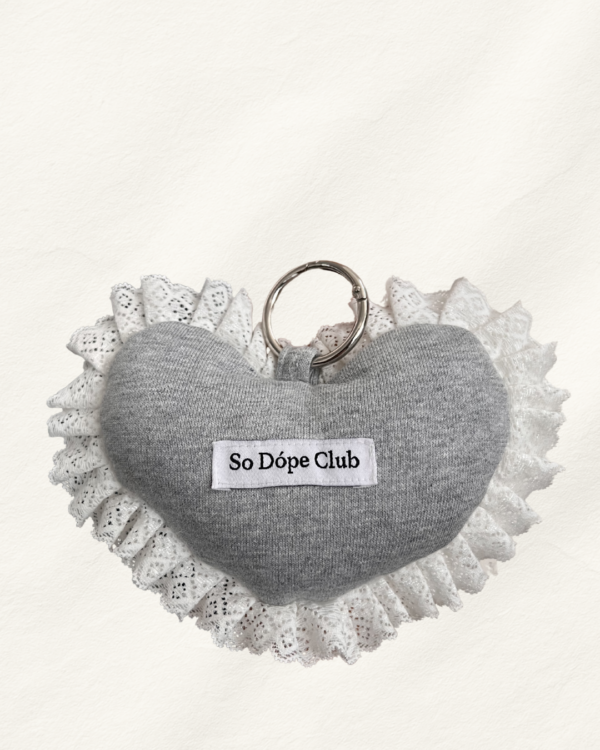 So Dópe｜Grey Heart Keychain