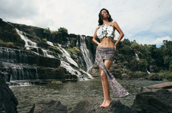 VIERY｜Pearl Drop Skirt
