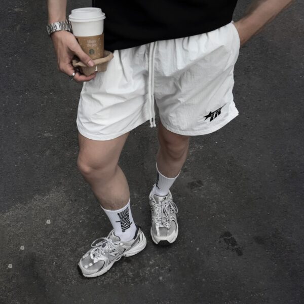 Unkrush Quần Short thể thao unisex PARA