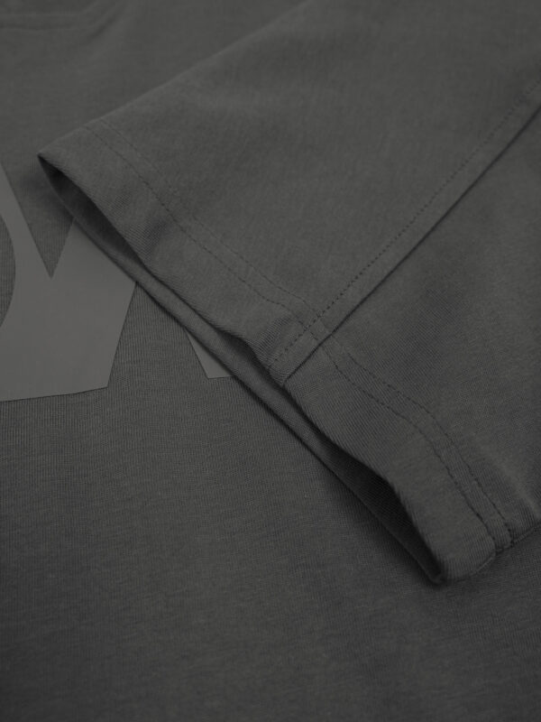HOWS｜Relaxed THE Noise V-neck / LEAD GREY
