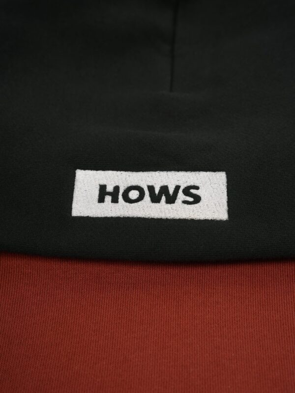 HOWS｜Quiet Obsever Hoodie / Black X RED