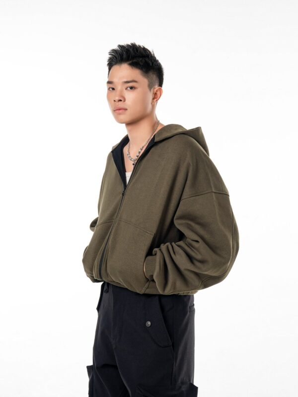HOWS｜Hoodie IN THE Night / MOSS