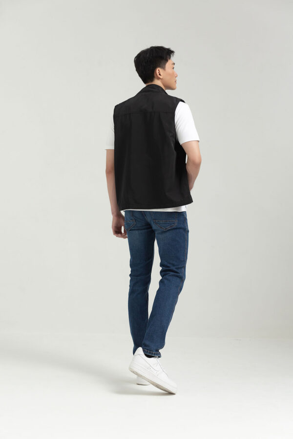 COUPLETX｜Jacket Dù Nam Ghilet Túi Hộp In Typo