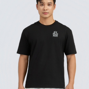 COUPLETX｜Tee Nam Explorer On The Street