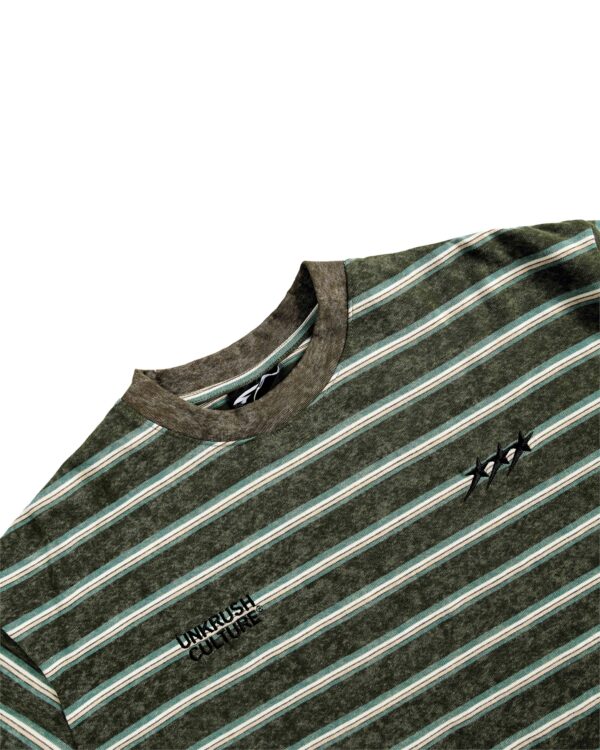 nau-17_d84053e1-cc41-4be5-a8aa-a0c02a86f765 UNKRUSH CROWN - TEE/ Green