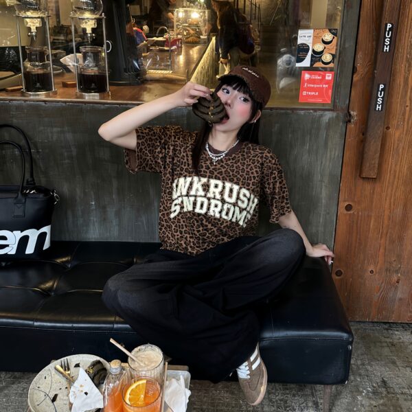 UNKRUSH SYNDROME -  TEE/ leopard