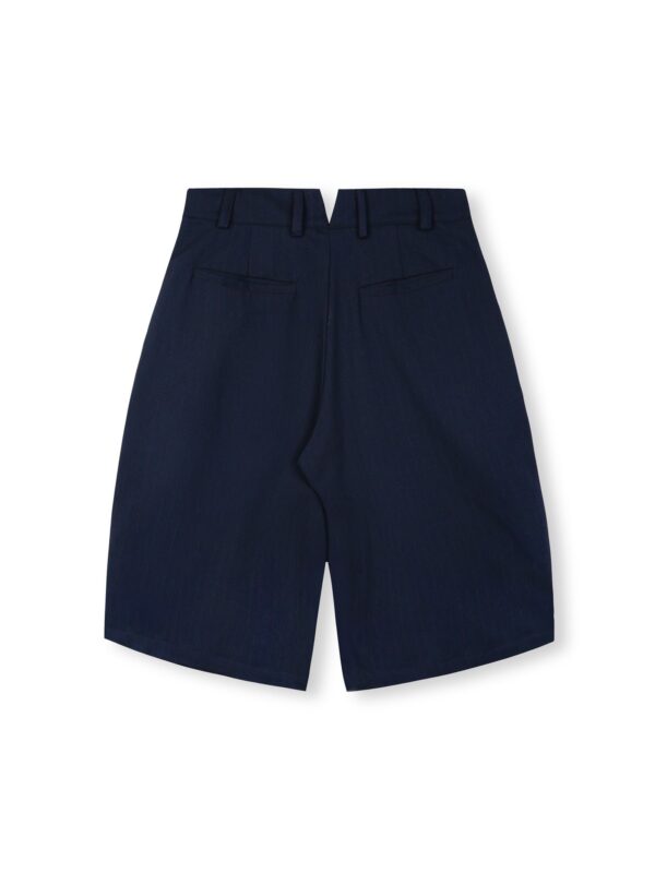 HOWS｜THE Quiet Stripe Baggy Short / NAVY