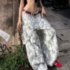Uncover 寬版迷彩長褲