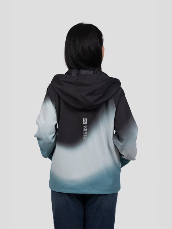 COUPLETX｜Jacket Dù Nữ Windnova Ombre