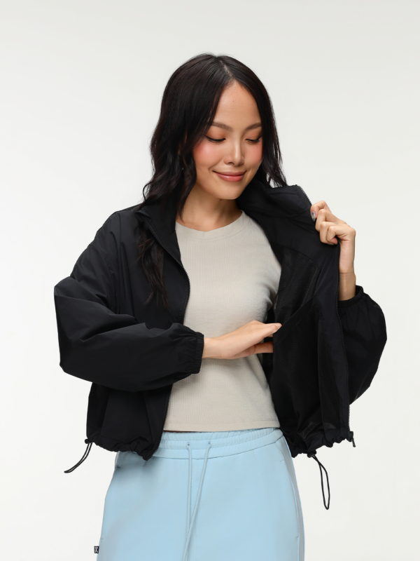 COUPLETX｜Jacket Dù Nữ Relax Boxy Cổ Cao