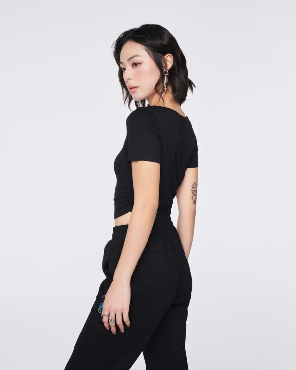 women_den__5__9a5e52d655f840f484d7bcdd1975acea COUPLETX|Tee Nữ Croptop Banana Kiểu Nhún Sườn