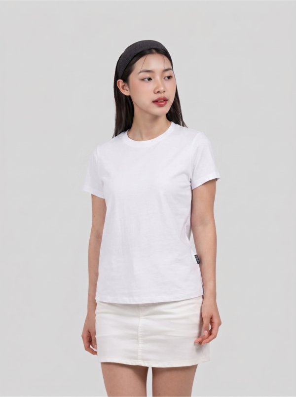 COUPLETX｜Tee Nữ Cổ Tròn Đốm Slim Basic