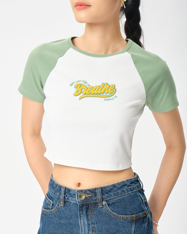 COUPLETX｜Top Kiểu Nữ Croptop Raglan Phối Màu