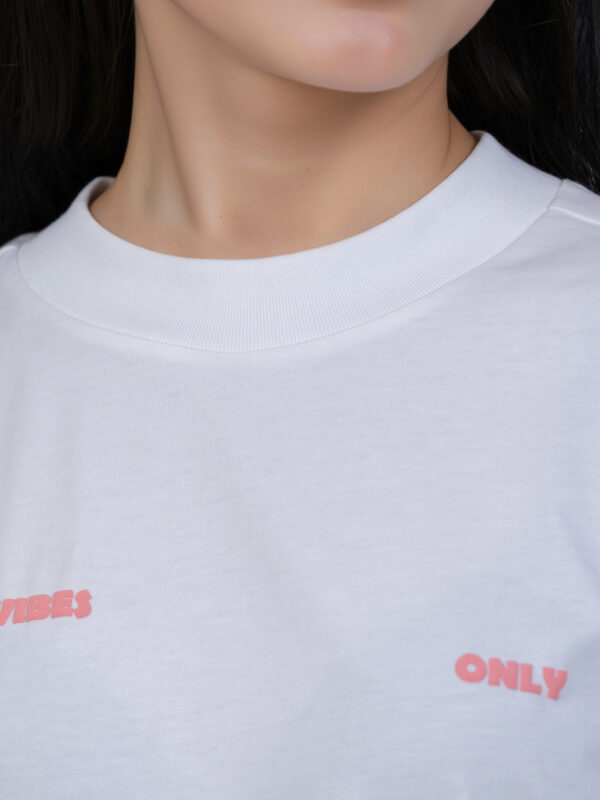 COUPLETX｜Tee Nữ Relax Boxy Typo Good Vibes
