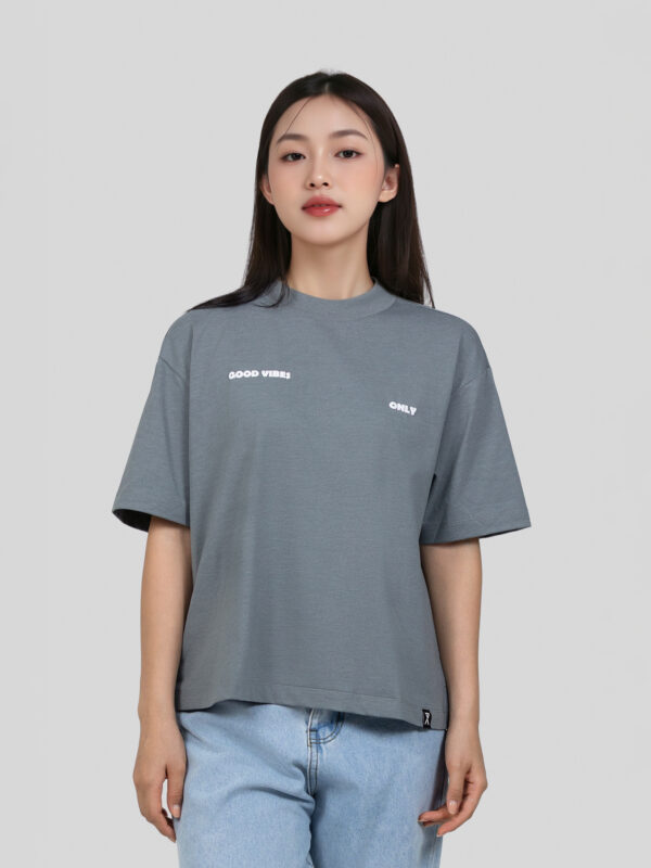 COUPLETX｜Tee Nữ Relax Boxy Typo Good Vibes