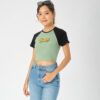 COUPLETX｜Top Kiểu Nữ Croptop Raglan Phối Màu