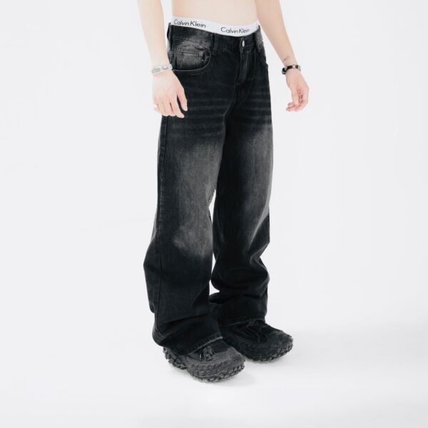 z5332662347878_4b8730371263a8d05f1f23dc7c3ef6f2 Unkrush QUẦN DENIM - UNK