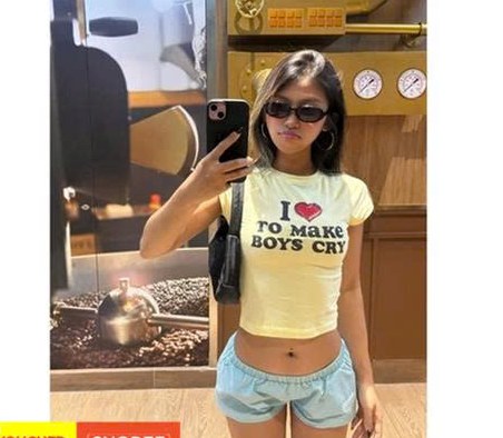 TWENTI 亮片燙鑽合身Baby Tee